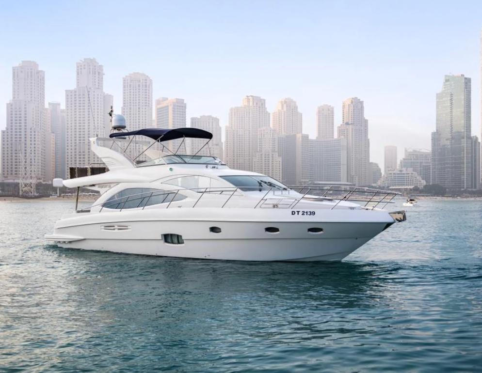San Lorenzo Yacht